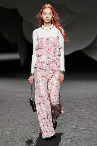 Look 62